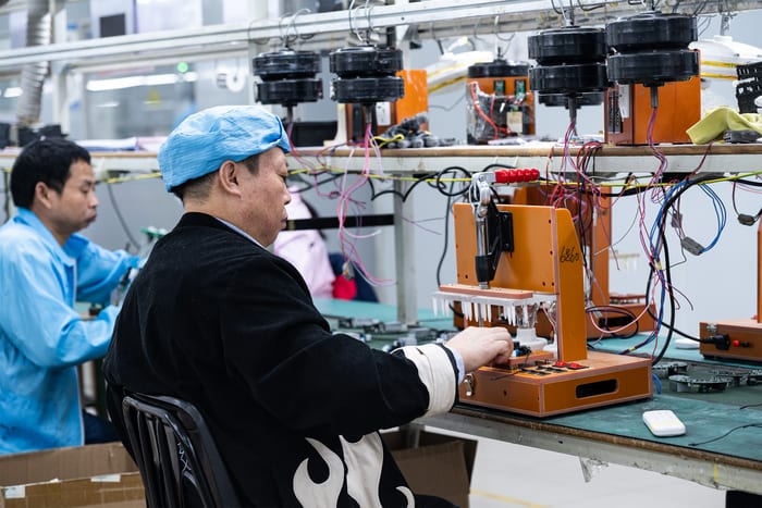 Reflow soldering equipment